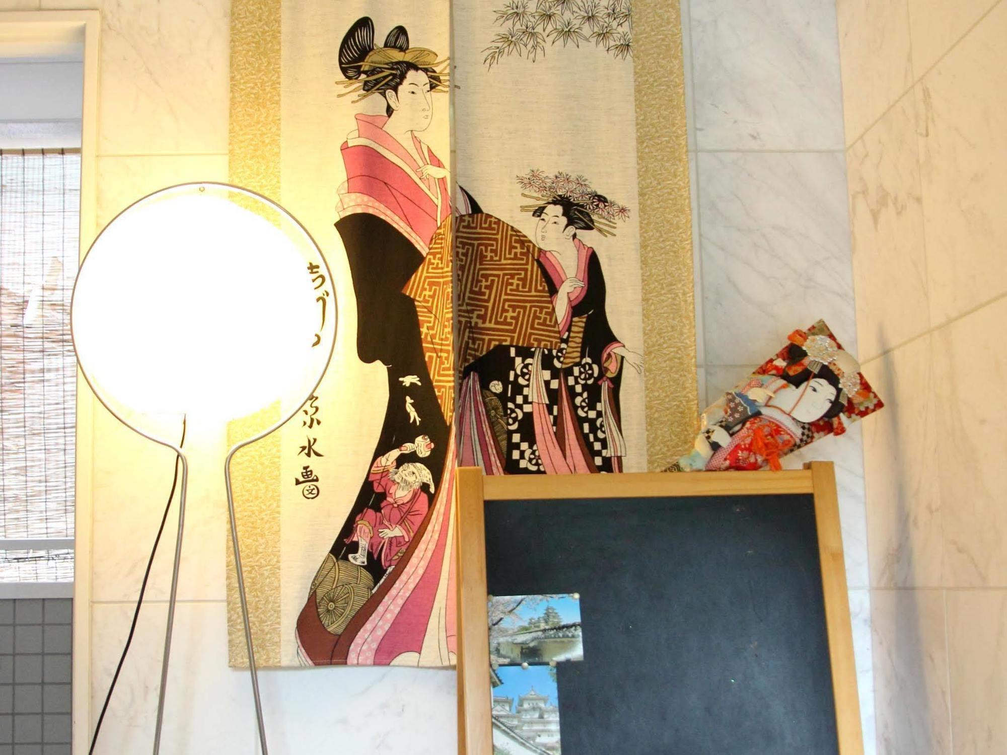 Apartemen Sinsekai - Tourpalace