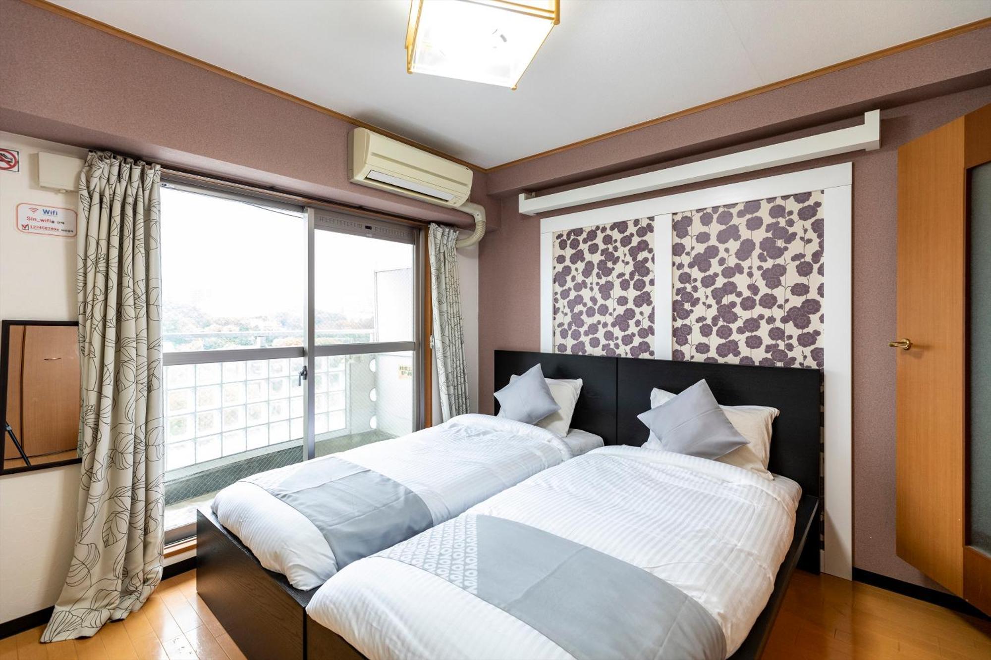 Sinsekai - Tourpalace Apartemen
